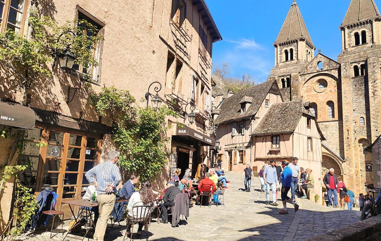 Auberge Saint Jacques Conques Exterior photo